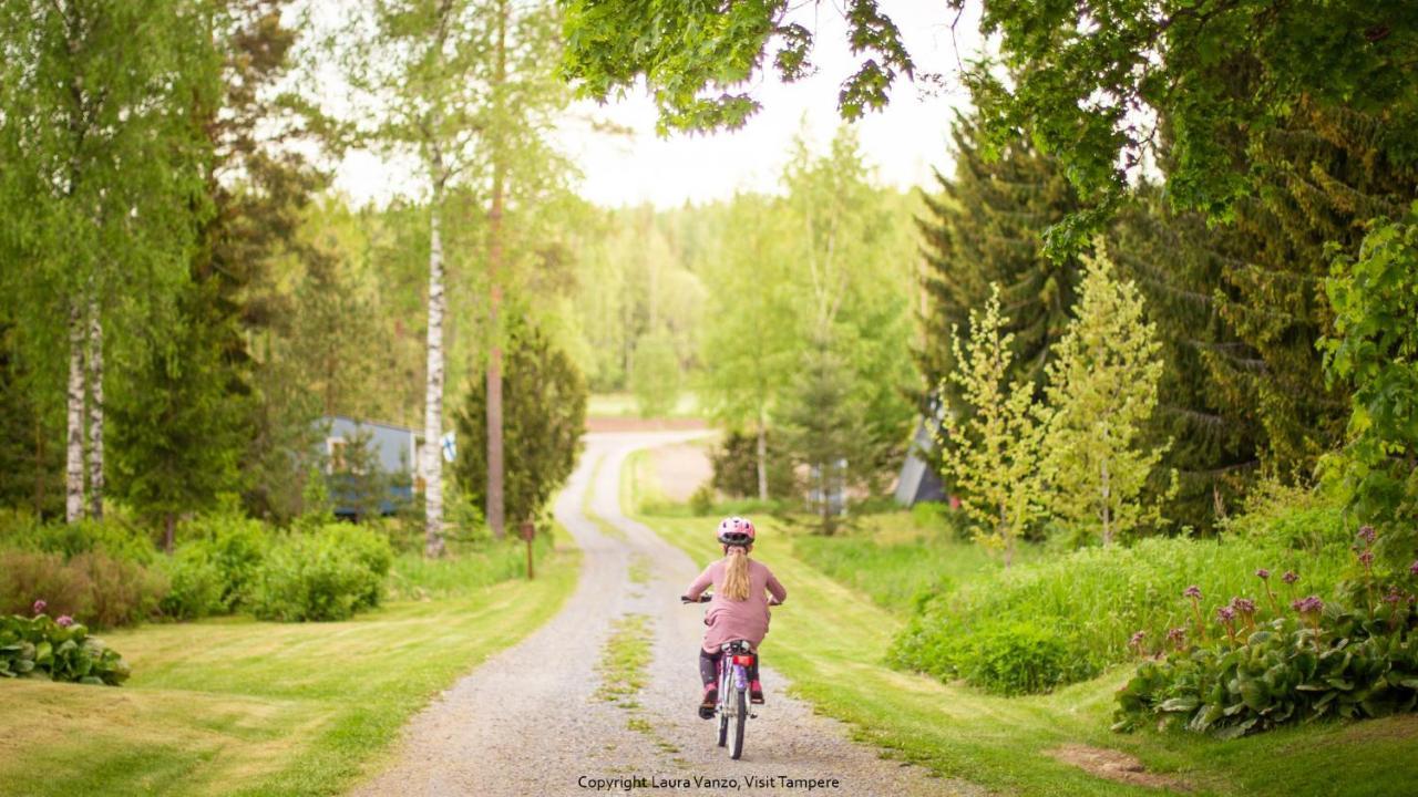 Готель Satukurki-Vierasmaja - Simple And Cute Cabin Састамала Екстер'єр фото